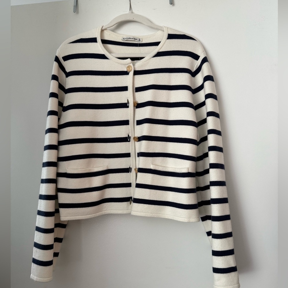 Abercrombie NWT Luxeloft Striped Crew Sweater Cardigan - Size XL
